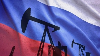 Thuế xuất khẩu dầu ở Nga tăng thêm 0,6 USD