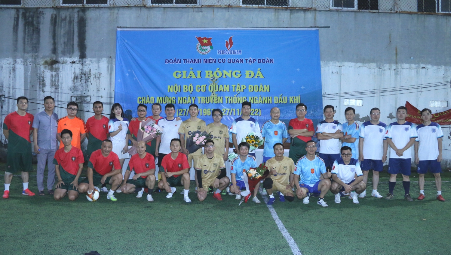 Khai mạc Giải bóng đá nội bộ Cơ quan Tập đoàn Dầu khí Việt Nam