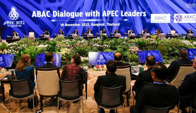 hủ tịch nước Nguyễn Xuân Phúc dự phiên đối thoại với các thành viên ABAC