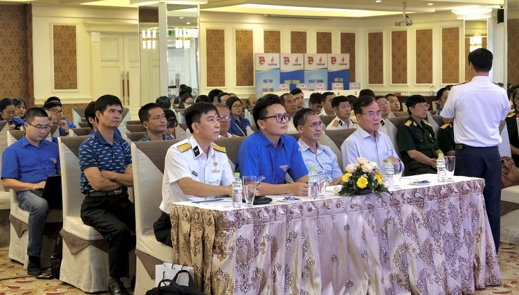 PTSC sinh hoạt chuyên đề về công tác an ninh quốc phòng biển đảo PTSC sinh hoạt chuyên đề về công tác an ninh quốc phòng biển đảo