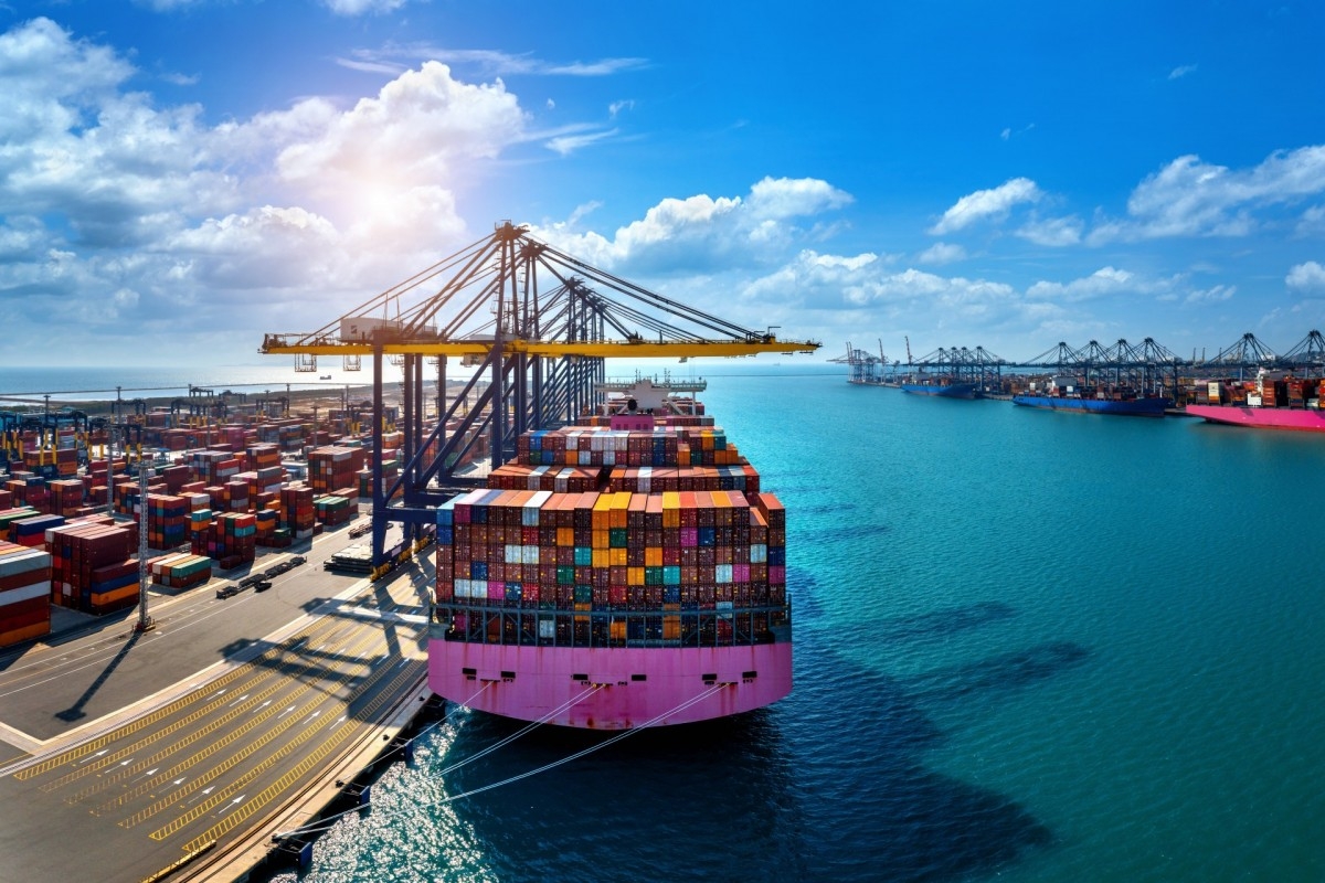 Tổng kim ngạch xuất nhập khẩu hàng hóa ước đạt hơn 673 tỷ USD trong 11 tháng