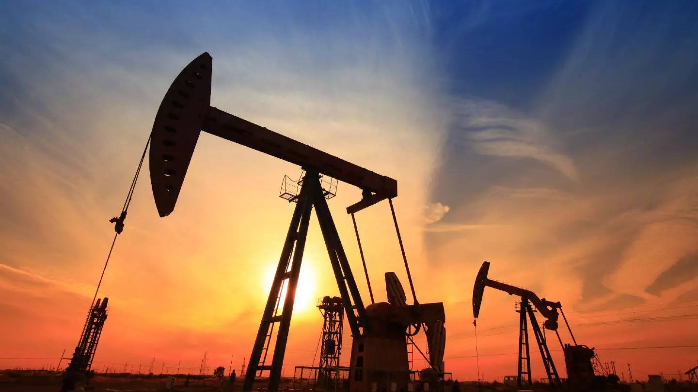Giá dầu có thể hạ nhiệt nếu OPEC+ không giảm mạnh sản lượng