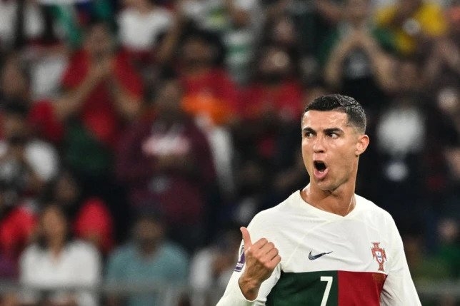 Vì sao Ronaldo nổi nóng với cầu thủ Hàn Quốc?