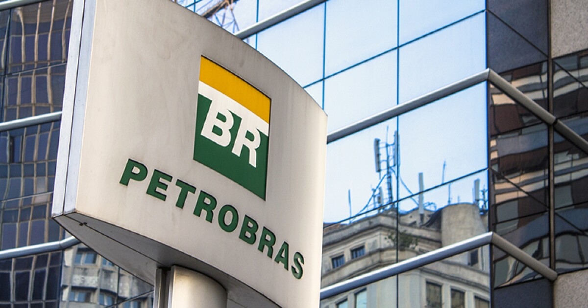 Petrobras điều chỉnh kế hoạch 5 năm