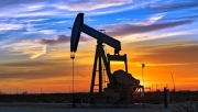 Giá dầu của Azerbaijan tiếp đà giảm sâu
