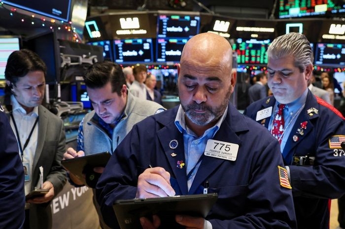 Thị trường chứng khoán thế giới ngày 10/12: Chỉ số giá sản xuất kéo Dow Jones giảm hơn 300 điểm