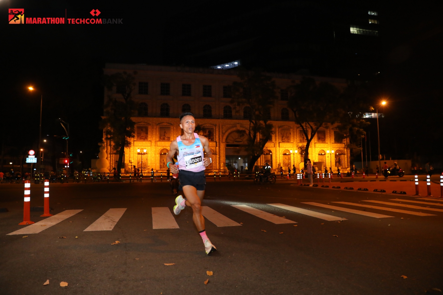 Gần 12.000 VĐV tham gia Giải Marathon Quốc tế TP HCM Techcombank mùa thứ 5