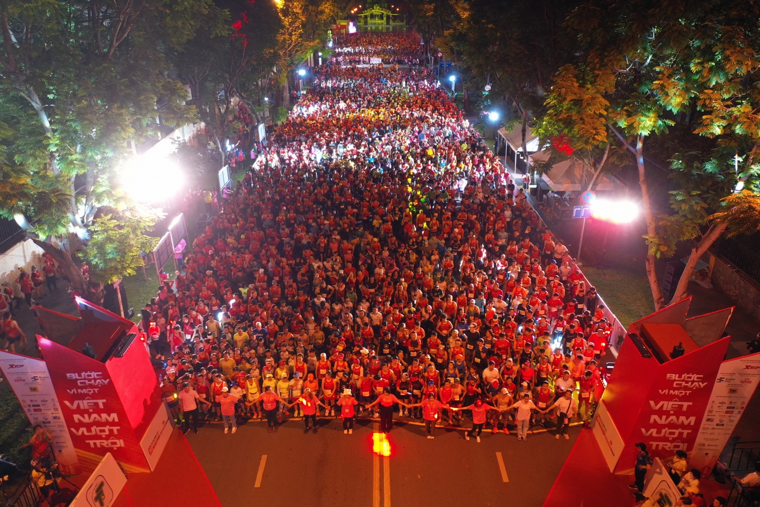 Gần 12.000 VĐV tham gia Giải Marathon Quốc tế TP HCM Techcombank mùa thứ 5