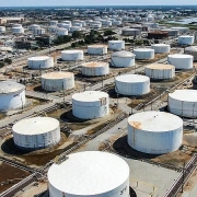 Mỹ bắt đầu bổ sung kho dự trữ dầu chiến lược