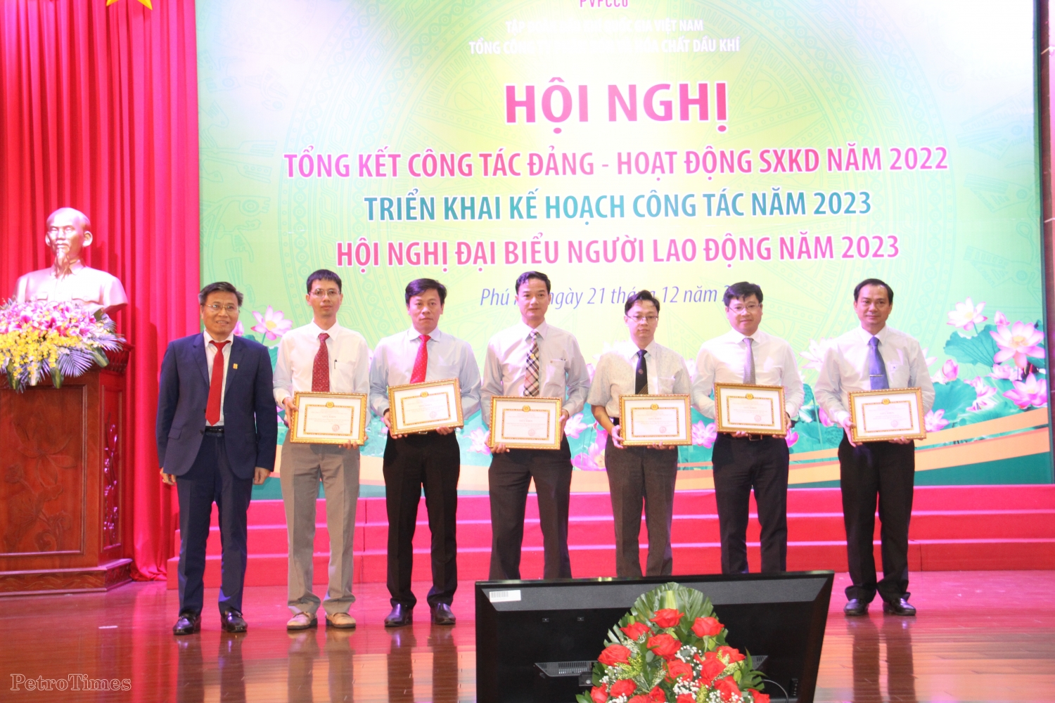 PVFCCo lập nhiều kỷ lục mới, góp phần quan trọng vào thành công chung của Petrovietnam trong năm 2022