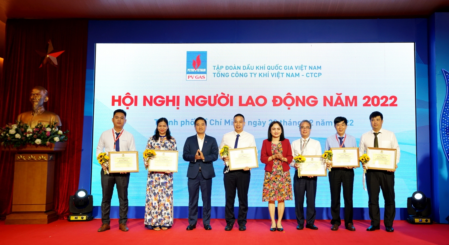 Công đoàn Dầu khí Việt Nam khen thưởng 6 công đoàn có thành tích xuất sắc trong phong trào thi đua năm 2022