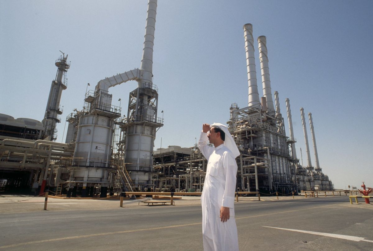 Doanh thu dầu mỏ tháng 10 của Ả-rập Xê-út giảm xuống 25,5 tỷ USD