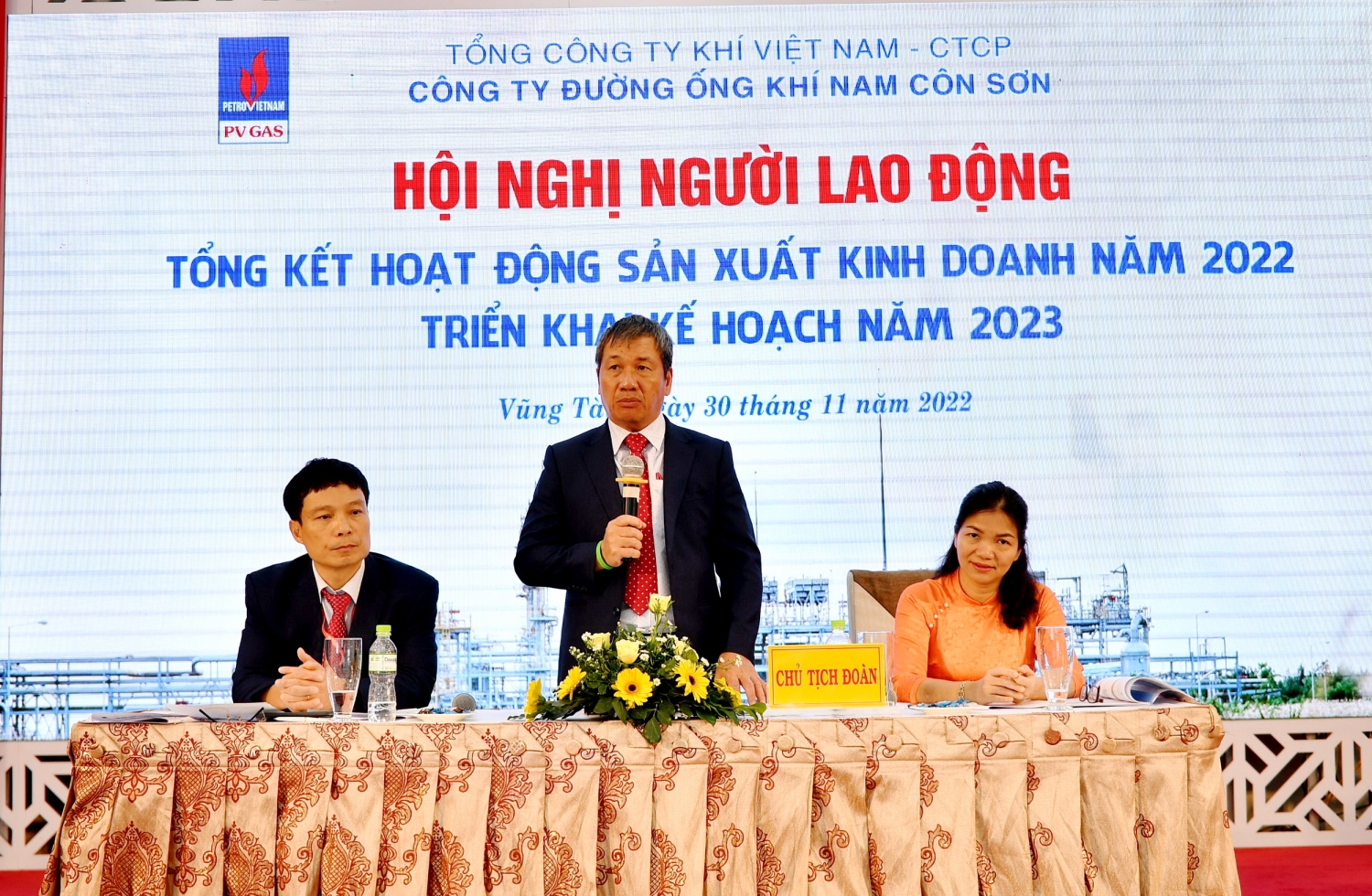 Ban Lãnh đạo điều hành Hội nghị Người lao động Công ty Đường ống Nam Côn Sơn 2022