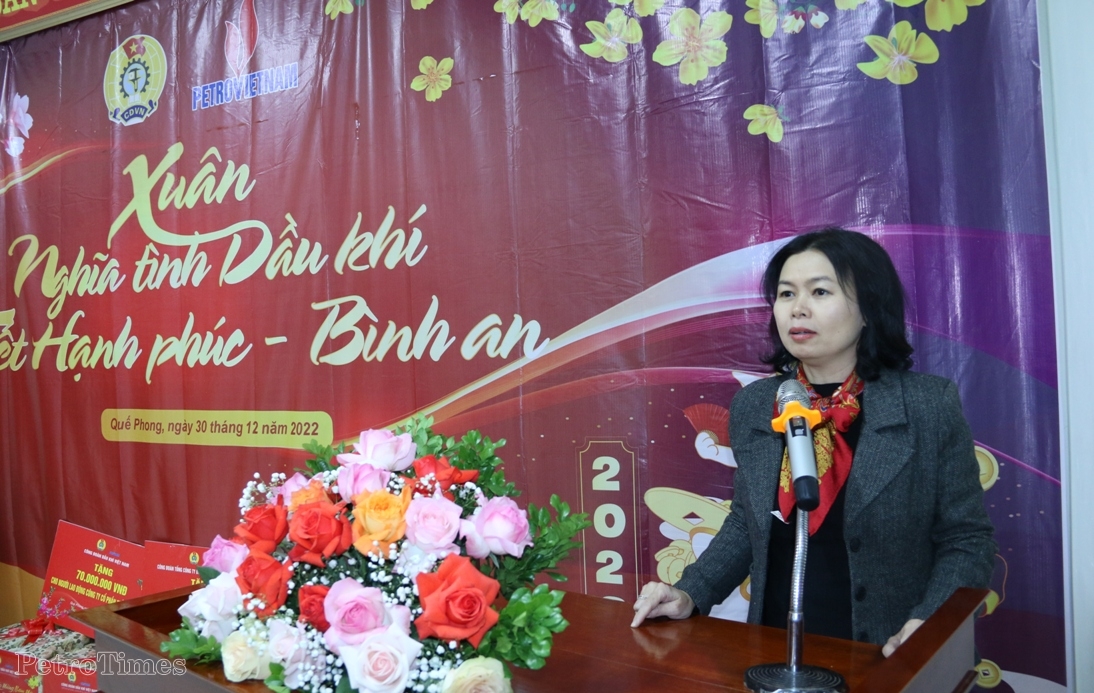 Ấm áp “Xuân nghĩa tình Dầu khí - Tết hạnh phúc, bình an Ấm áp “Xuân nghĩa tình Dầu khí - Tết hạnh phúc, bình an