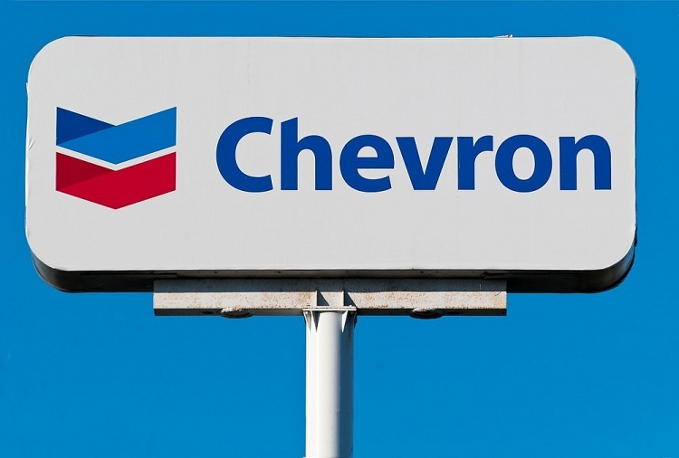 Chevron gửi tàu đến Venezuela để lấy dầu
