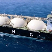 Tàu chở LNG từ Nga đến Nhật Bản được bảo hiểm