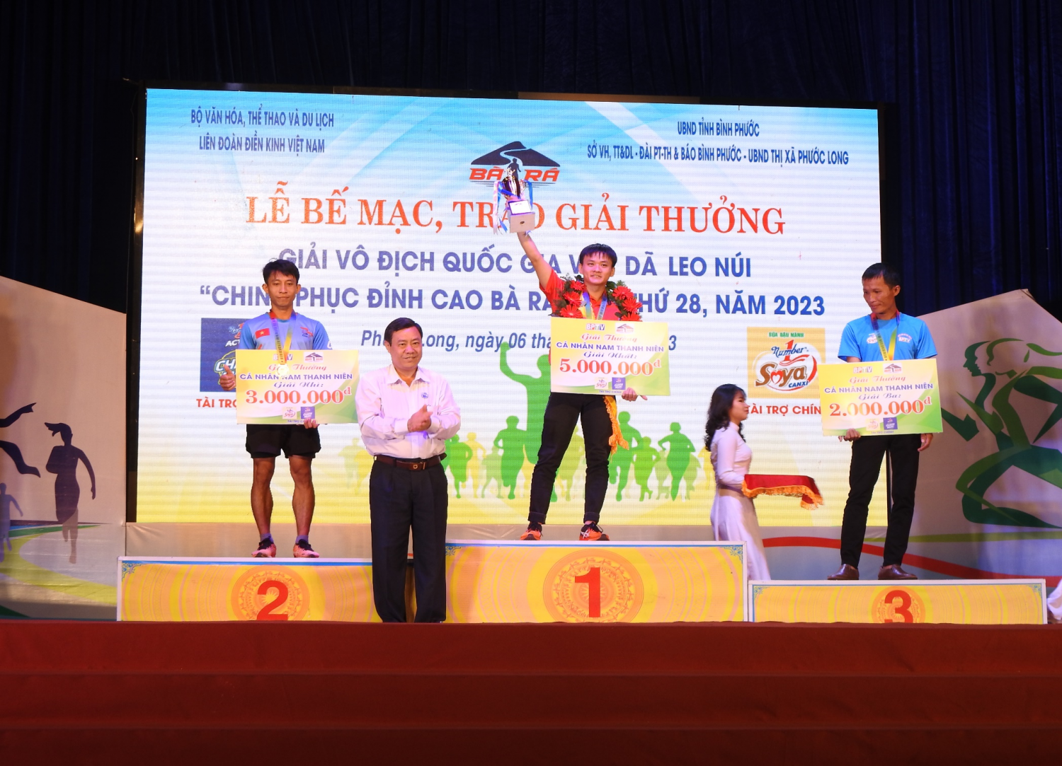 Giải Vô địch quốc gia Việt dã leo núi “Chinh phục đỉnh cao Bà Rá” lần thứ 28: Hội tụ đông đảo VĐV làng thể thao chuyên nghiệp