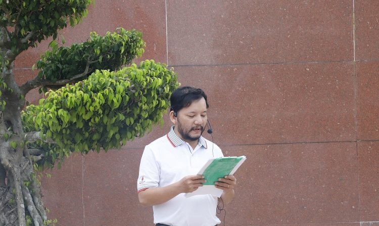 Đảng bộ Trường Đại học Dầu khí Việt Nam (PVU) tổ chức hành trình giáo dục truyền thống lịch sử tại di tích lịch sử quốc gia - Tượng đài chiến thắng La Ngà Đảng bộ Trường Đại học Dầu khí Việt Nam tổ chức giáo dục truyền thống lịch sử tại Di tích chiến thắng La Ngà