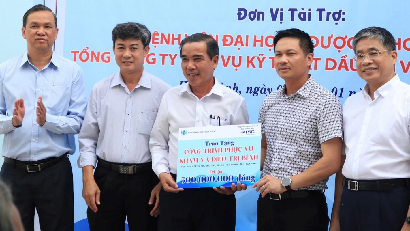 PTSC trao tặng 2 phòng khám tại Trạm y tế xã Trường Tây, Hòa Thành, Tây Ninh