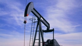 Giá dầu của Azerbaijan tăng giảm thất thường