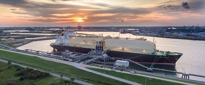Freeport LNG được phép khởi động lại một phần