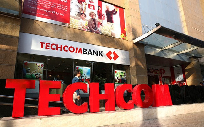 Năm 2022: Techcombank giữ vững hệ số an toàn vốn ở mức cao 15,2%, thu hút thêm 1,2 triệu khách hàng mới