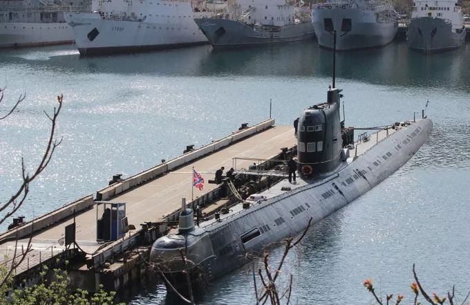 Điều gì đã xảy ra với tàu ngầm duy nhất của Ukraine? - 1