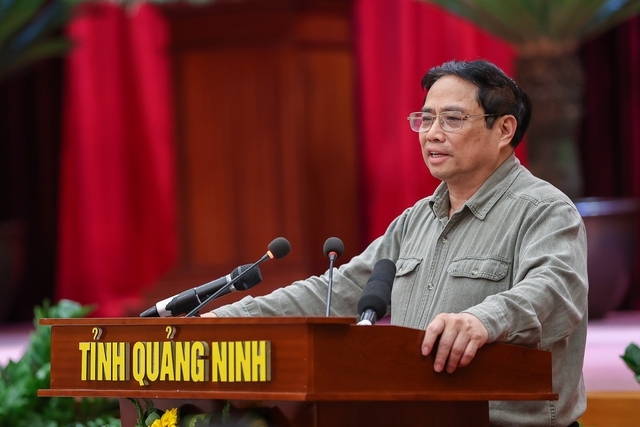 Thủ tướng Phạm Minh Chính làm việc với Ban Thường vụ Tỉnh ủy Quảng Ninh