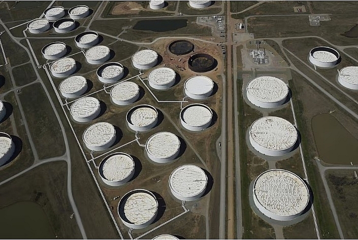 Mỹ bán 26 triệu thùng dầu dự trữ theo yêu cầu của Quốc hội