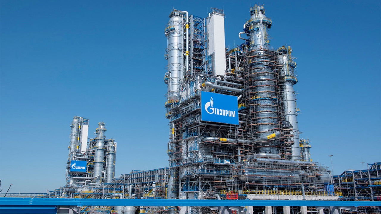 Doanh thu từ xuất khẩu của Gazprom có thể giảm một nửa trong năm 2023