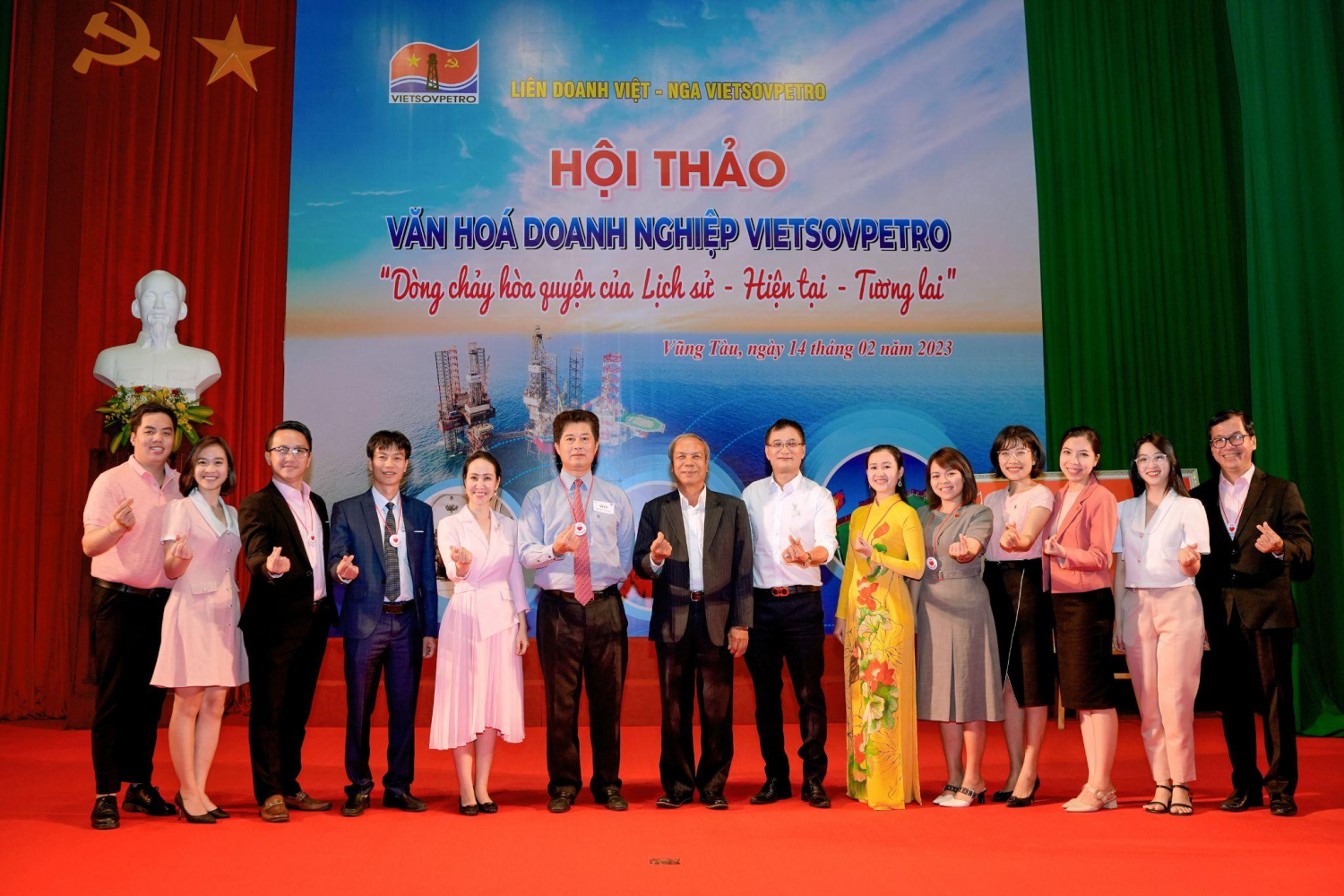 Hội thảo Văn hóa Doanh nghiệp Vietsovpetro “Dòng chảy hòa quyện của Lịch sử - Hiện tại - Tương lai”