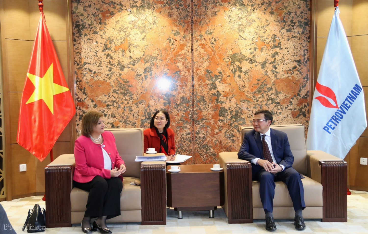 Chủ tịch HĐTV Petrovietnam Hoàng Quốc Vượng tiếp Đại sứ Ai Cập tại Việt Nam: Thúc đẩy hợp tác trong lĩnh vực năng lượng, dầu khí