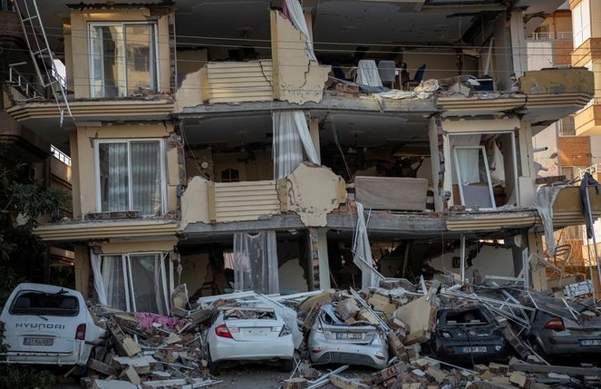 Chuyên gia ước tính thảm họa động đất khiến Thổ Nhĩ Kỳ mất 2,5% GDP