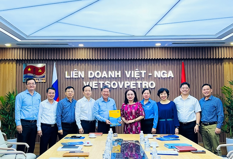 Công đoàn Dầu khí Việt Nam làm việc với Vietsovpetro về triển khai nhiệm vụ công tác Công đoàn năm 2023