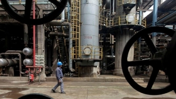Trung Quốc dẫn đầu về công suất lọc dầu nhưng sản lượng vẫn thua Mỹ