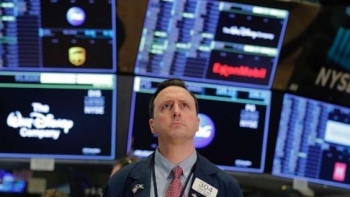 Thị trường chứng khoán thế giới ngày 18/2: Dow Jones giảm tuần thứ 3 liên tiếp