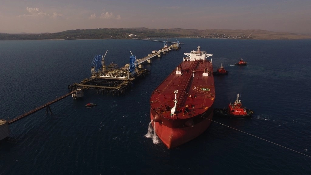 Azerbaijan khởi động lại hoạt động xuất khẩu dầu khi nhu cầu ở châu Âu tăng vọt