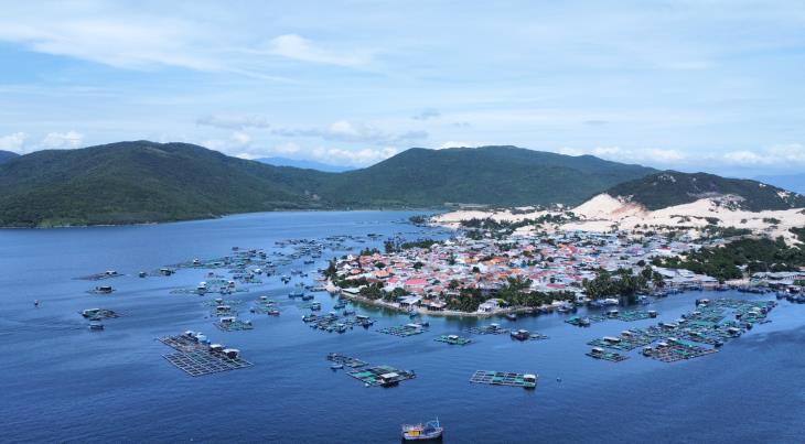 Khánh Hòa làm thí điểm nuôi biển ở tầm quốc gia