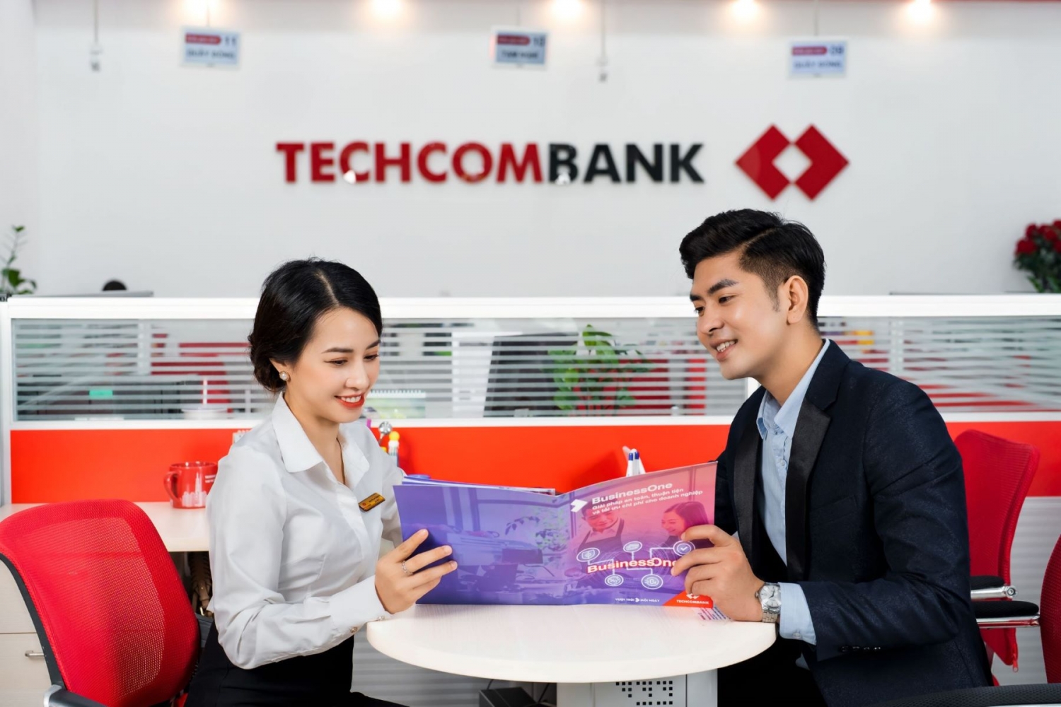 Techcombank thăng hạng 33 bậc trong Top 200 ngân hàng giá trị nhất toàn cầu