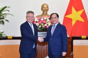 Bộ trưởng Bộ Ngoại giao Bùi Thanh Sơn tiếp Bí thư Tỉnh ủy Hải Nam, Trung Quốc