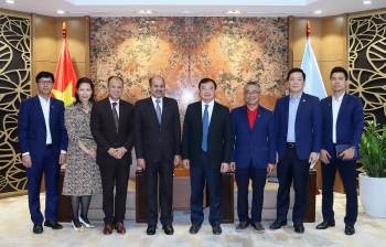 Chủ tịch HĐTV Petrovietnam Hoàng Quốc Vượng tiếp Đại sứ Ấn Độ tại Việt Nam