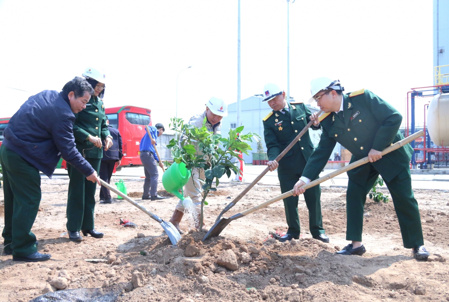 Petrovietnam phát động Tết trồng cây 2023 tại NMNĐ Thái Bình 2