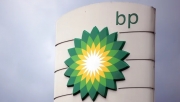 CEO BP bảo vệ các kế hoạch đầu tư cho nhiên liệu hóa thạch