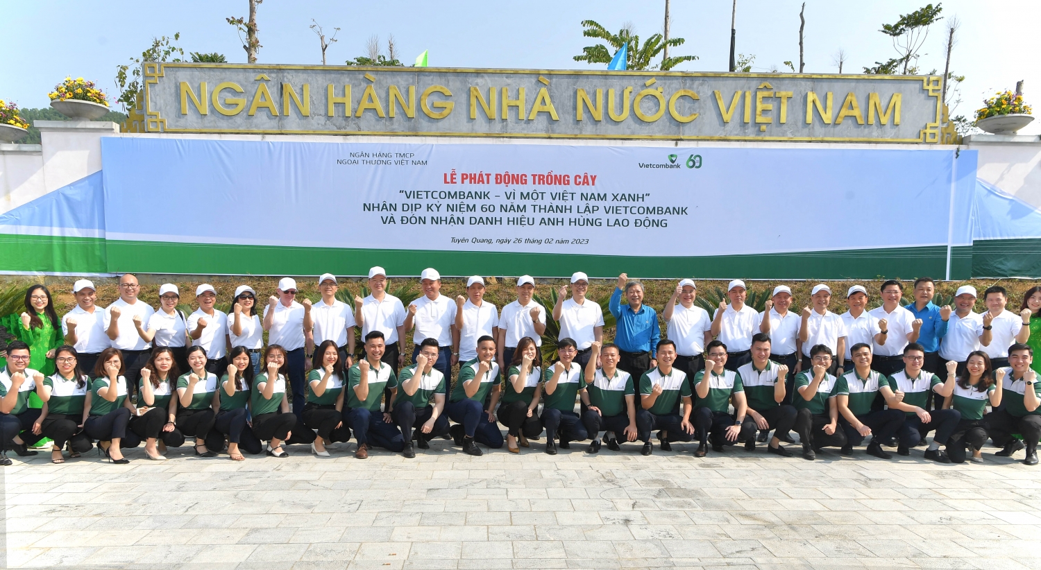 Vietcombank phát động chương trình trồng 60 nghìn cây xanh  “Vietcombank - Vì một Việt Nam xanh”