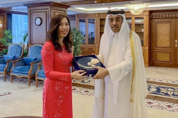 Thứ trưởng Bộ Ngoại giao Lê Thị Thu Hằng thăm và làm việc tại Qatar