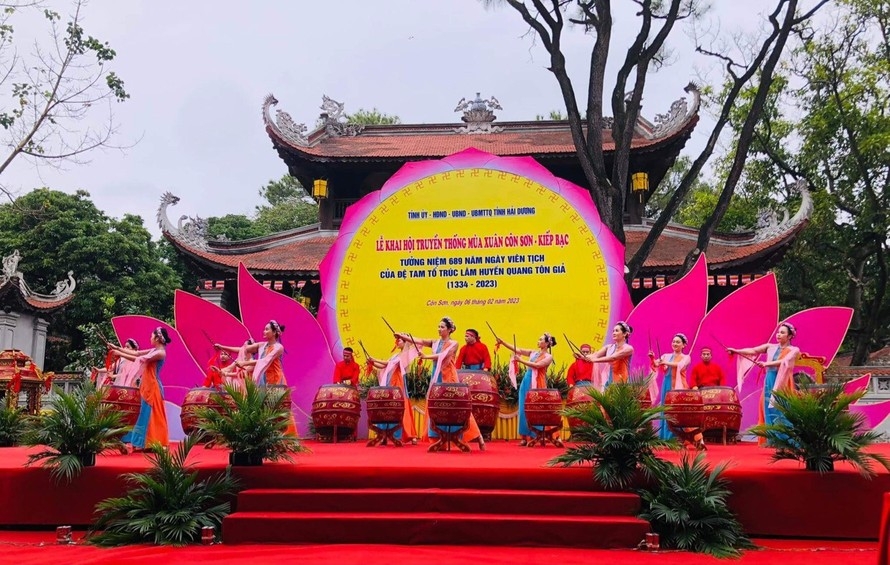 Màn trống hội tại lễ khai hội mùa xuân Côn Sơn - Kiếp Bạc năm 2023