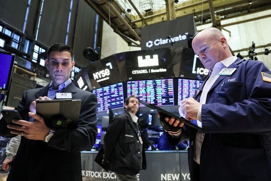 Thị trường chứng khoán thế giới ngày 9/3: Dow Jones tiếp tục giảm