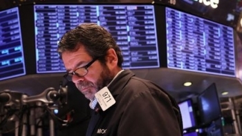 Thị trường chứng khoán thế giới ngày 10/3: Dow Jones rơi 540 điểm sau khi dữ liệu lao động được công bố