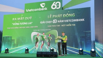 Vietcombank ra mắt Quỹ “Vững tương lai” và phát động Giải chạy 60 năm “Vạn trái tim - Một niềm tin”
