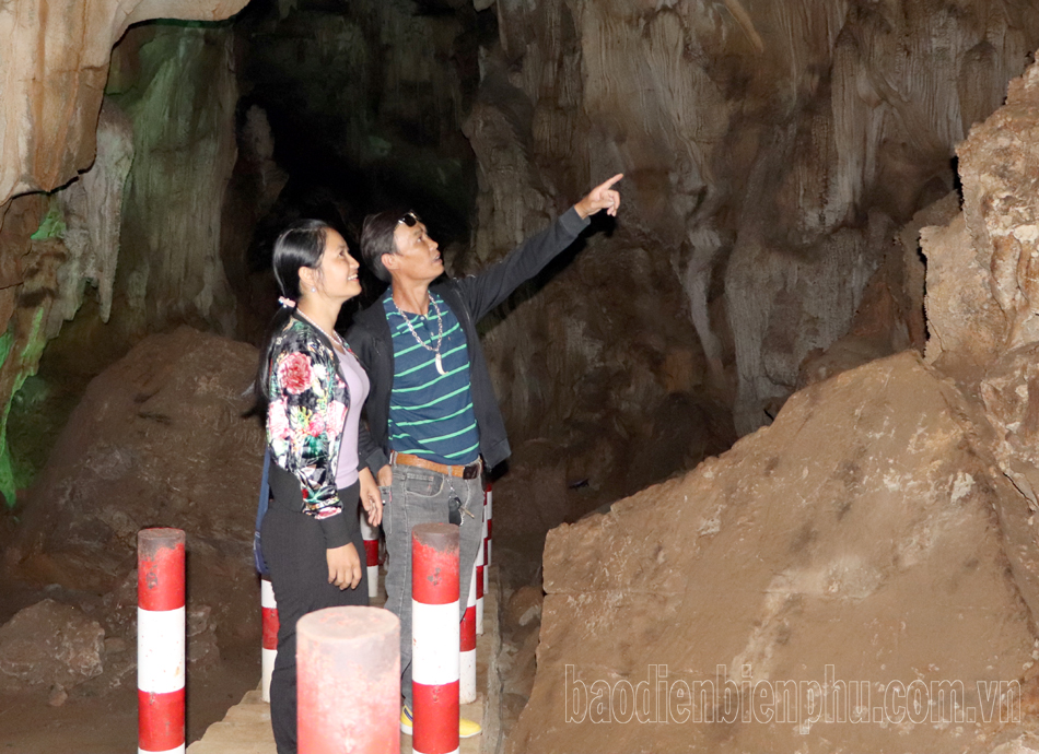 Điện Biên: Khai thác giá trị các hang động ở Tủa Chùa